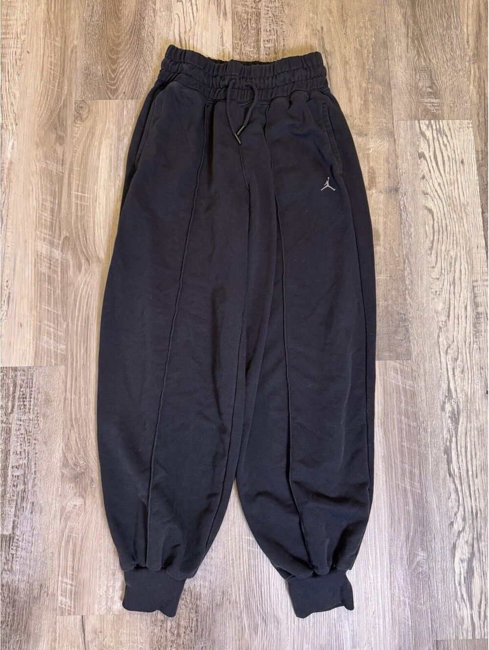 Women's Nike Air Jordan Small Sport Balloon Leg Pleated Joggers Sweatpants Black